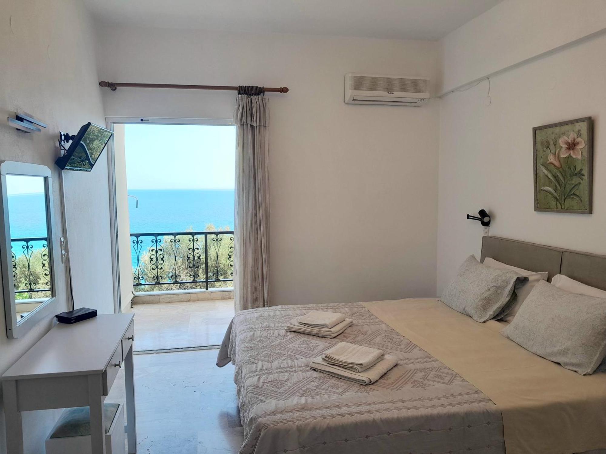 Livikon Studios & Rooms Rodhákinon Dış mekan fotoğraf